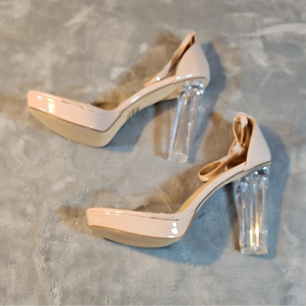 Katy Perry Nude Patent Strappy Block Heel Ankle Strap Open Toe Buckle Size 10
